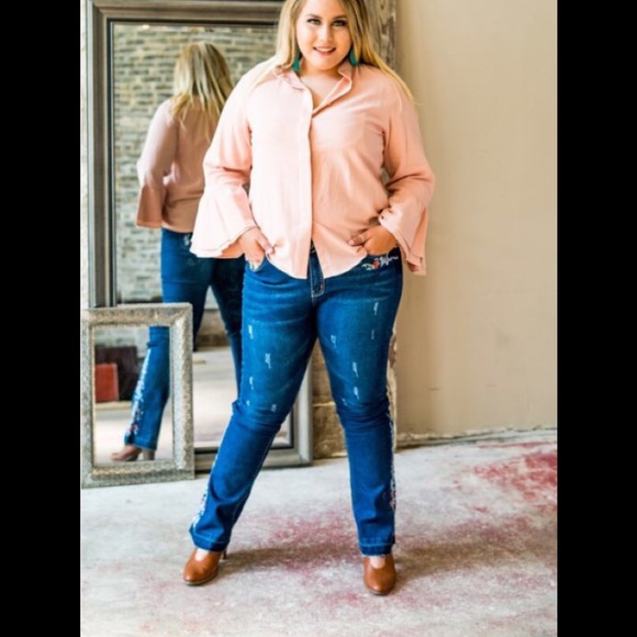 L&B Denim - NWT Last 1! Plus Embroidered Bootcut Jeans
